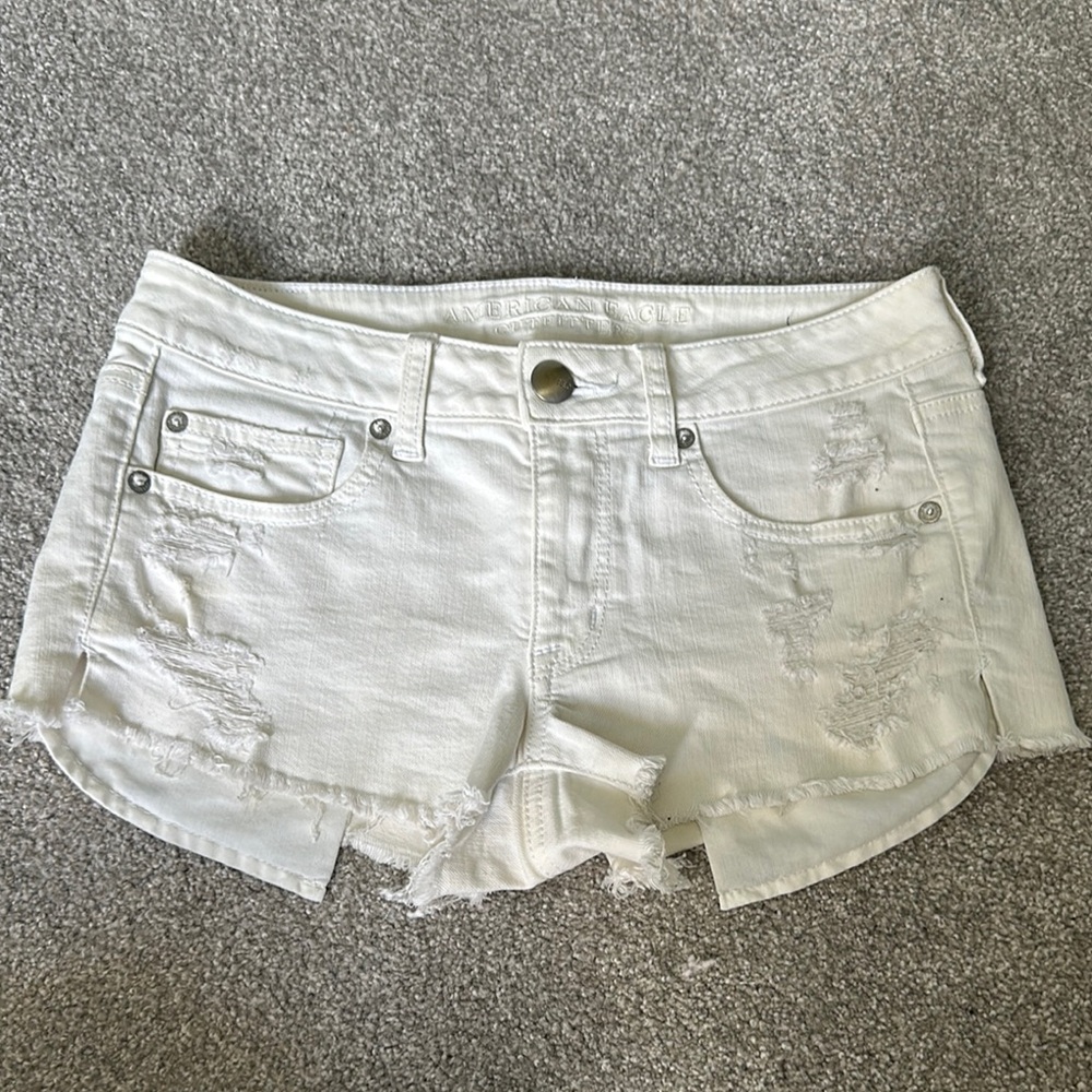 American Eagle Outfitters White Jean Shorts Distressed Casual
